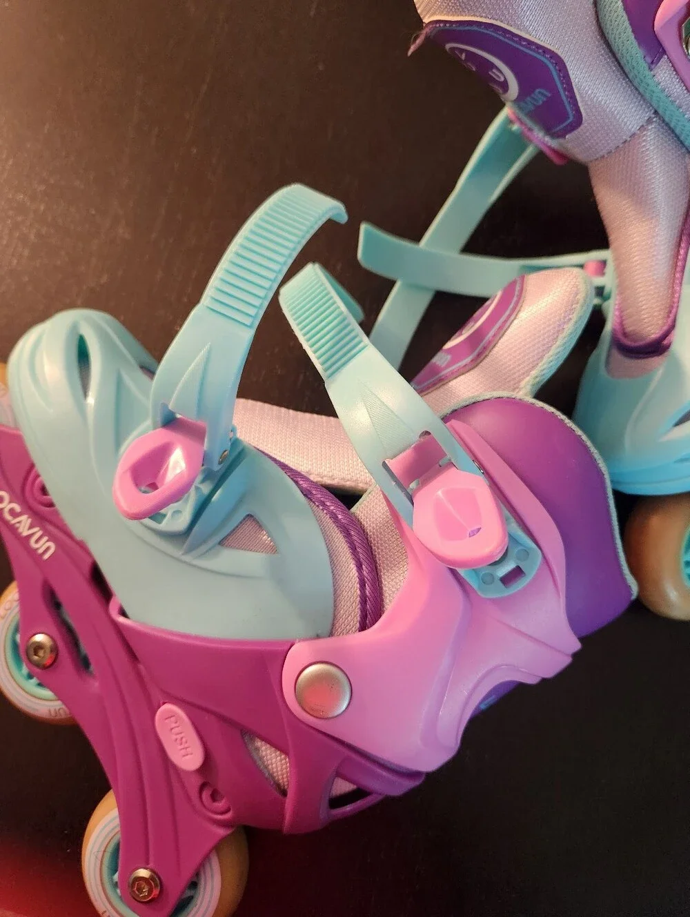 Locavun Adjustable Light Up Kids Inline Roller Skates - Purple & Light Blue
